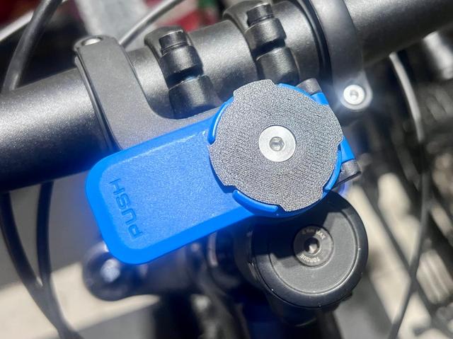 Quad Lock Mount Replacement Head Top Cap 3D model thumbnail