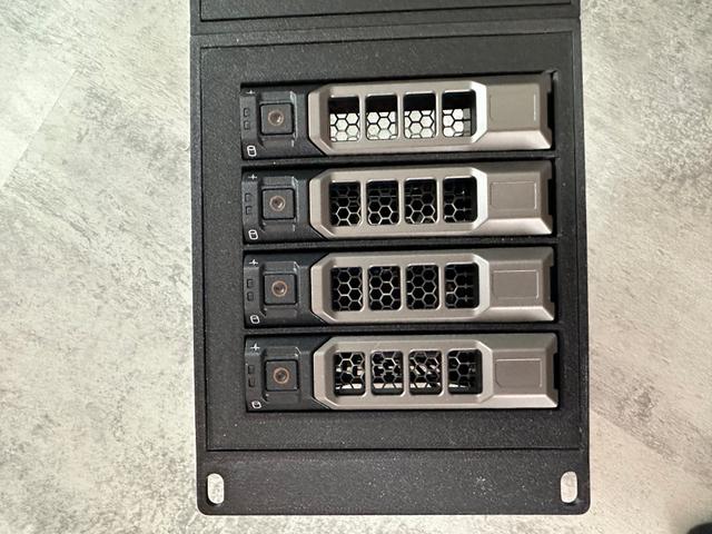 Trays for 4 3,5HDD Tray Caddy - 19' 3U Rack for Modular trays 3D model thumbnail