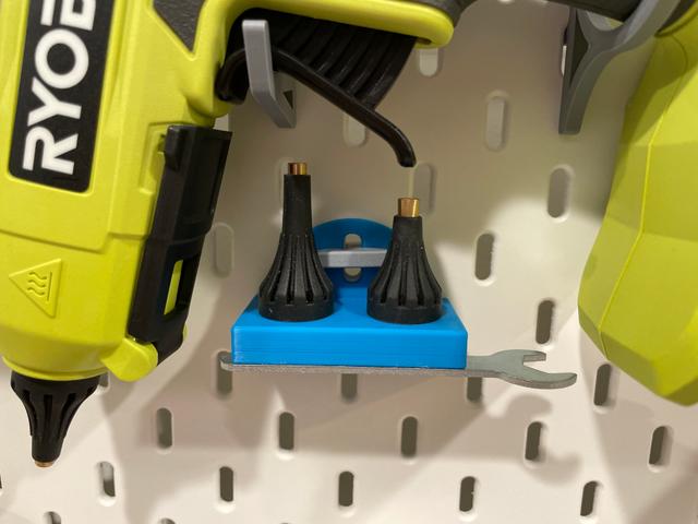 Skadis T-clip Ryobi Glue Gun Tips & Wrench Holder 3D model thumbnail