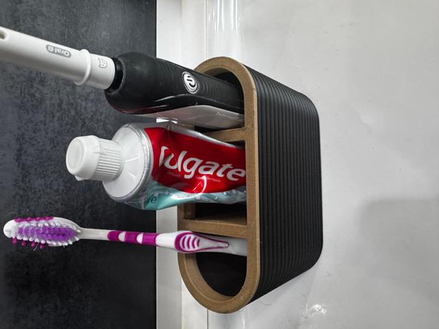 Toothbrush holder 3D model thumbnail