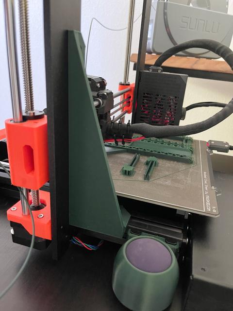 Prusa_MMU_enclosure_frame_brace_silver_60mm 3D model thumbnail