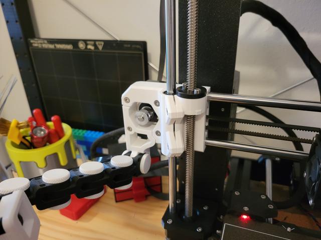 Camera-compatible x-axis 3D model thumbnail