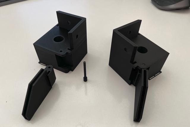 Prusa Enclosure V2 - Screwless hinge pin 3D model thumbnail