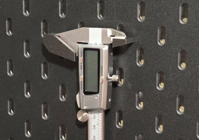 Skadis Caliper Holder (CAD) 3D model thumbnail