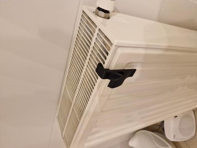 Heater Towel Hanger/Hook 3D model thumbnail
