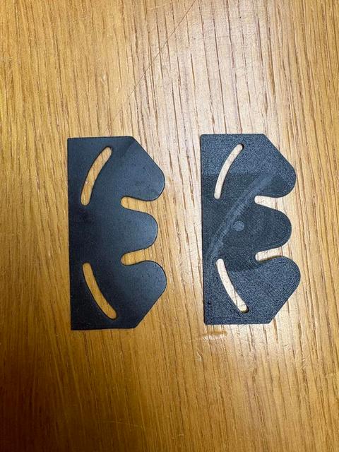 Volvo P80 (850 or S/C/V70) cupholder inserts/rubbers 3D model thumbnail