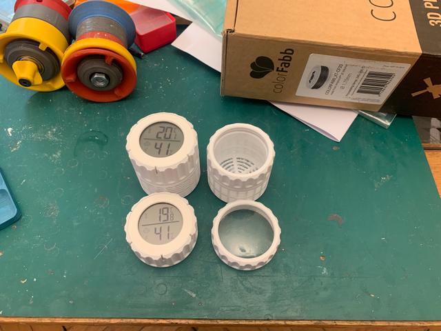Drybox for filament rolls 3D model thumbnail