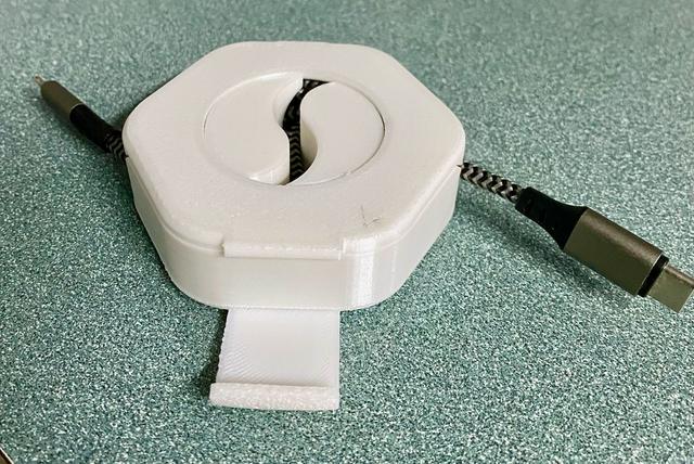 Portable Cable Winder - Phone Stand Version 3D model thumbnail