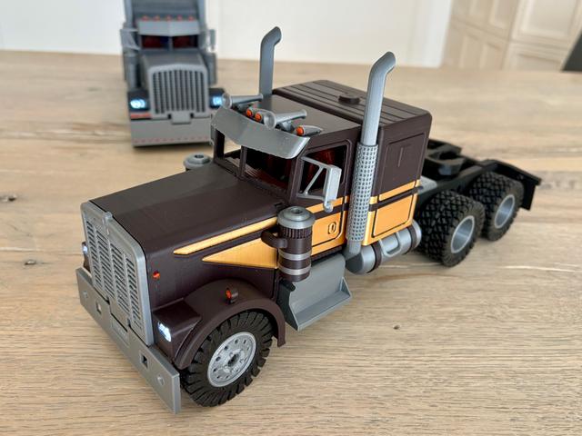 Smokey and the Bandit - Kenworth W900A for the RC SemiTruck 3D model thumbnail