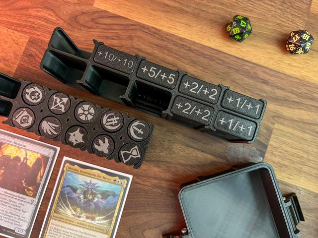 Magic: the Gathering Token and Counter Box 3D model thumbnail