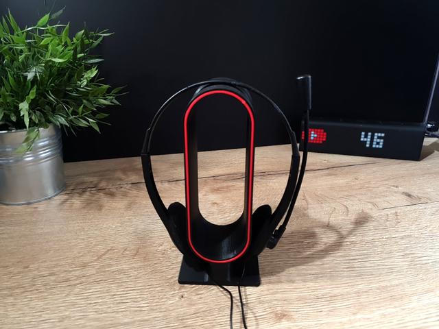 Headset Stand (Smaller Foot) 3D model thumbnail