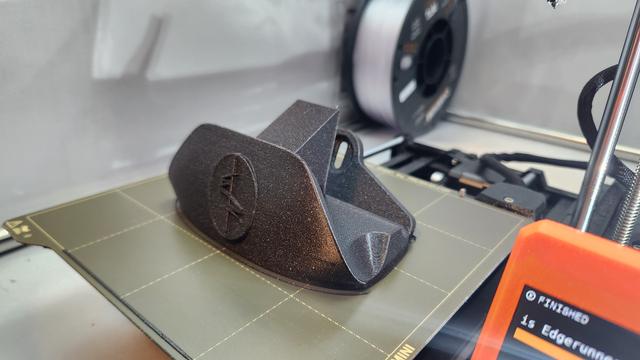 Xbox Elite Skadis Controller Mount - Cyberpunk Edgerunners & Skyrim 3D model thumbnail