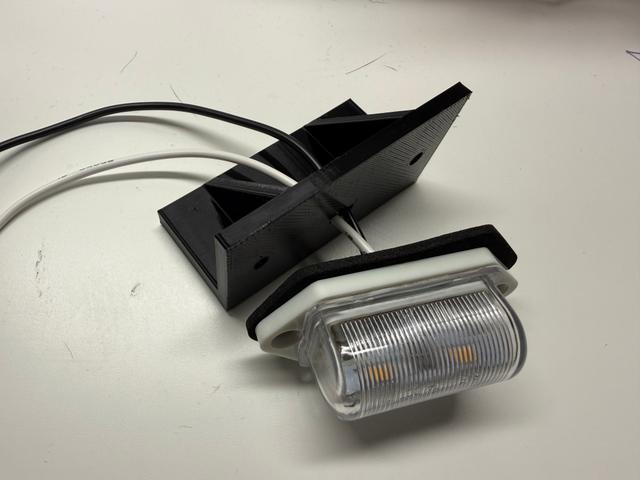 Magnetic Mounting Bracket for LED License Plate Light - Kenway/Harbor Freight 3D model thumbnail