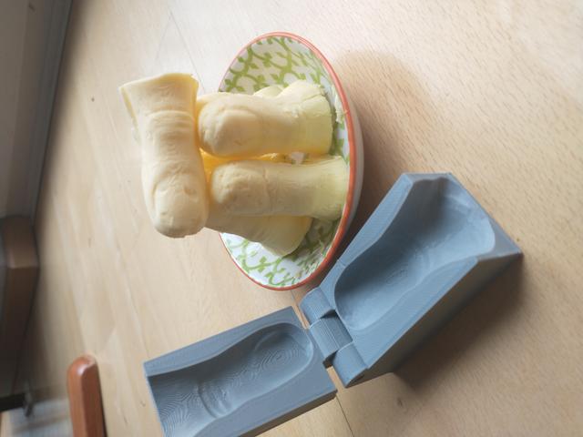 Butter Finger mold 3D model thumbnail
