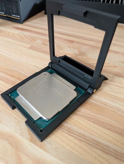 LTT CPU Case - 2011v3 Xeons 3D model thumbnail