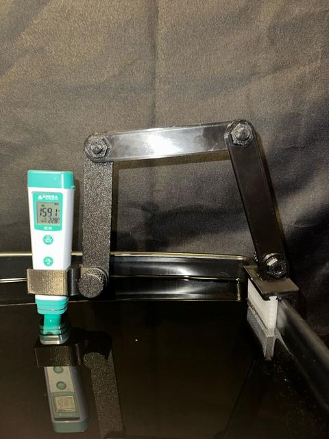 Articulated arm - Ph/EC meter holder -Autopot bucket clip mount 3D model thumbnail