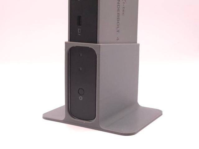 Thunderbolt Dock Stand 3D model thumbnail