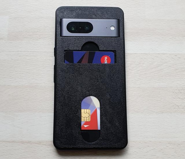 Pixel 7 case with card slot 3D model thumbnail
