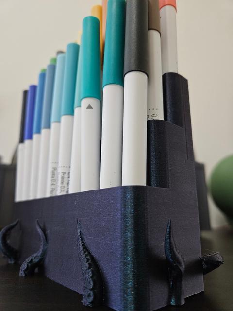 Octo Cricut Pen Holder 3D model thumbnail