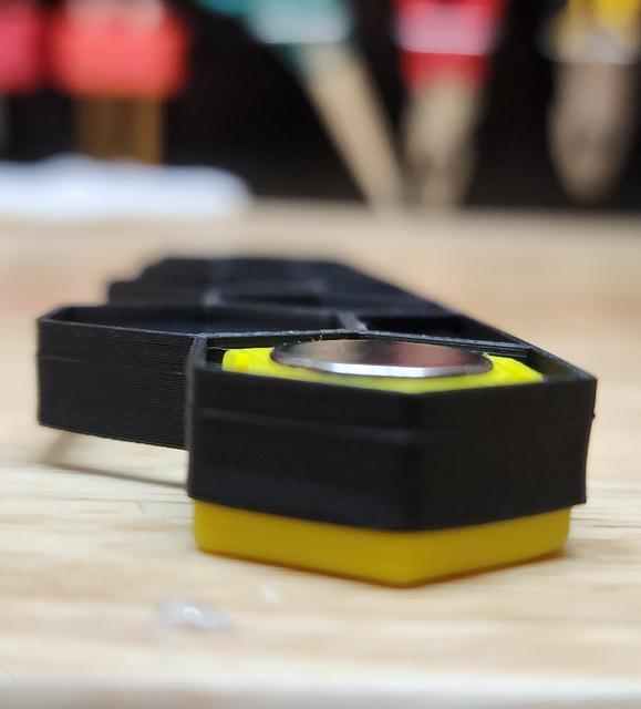 HSW Magnet Holder 3D model thumbnail