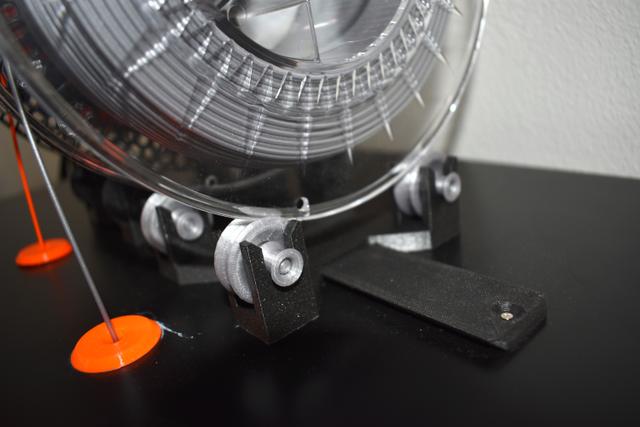 Spool Holder Wheels 3D model thumbnail