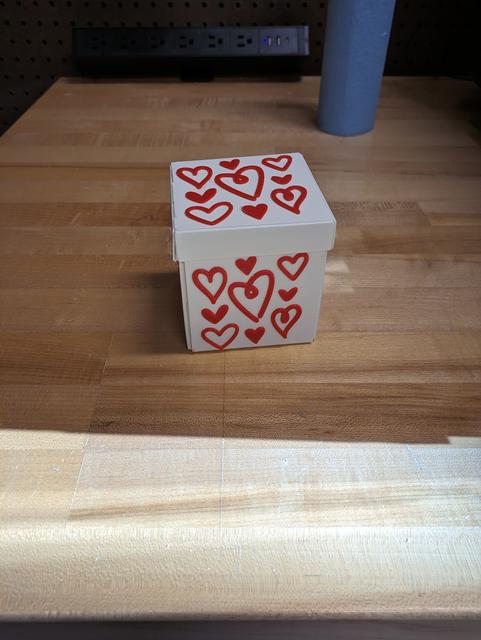 Foldable Hearts/Valentines Gift Box 3D model thumbnail