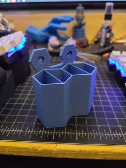 75mm storage box with dividers 3D model thumbnail