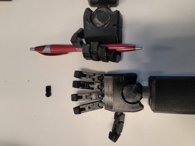 Easy 13/Dummy13/Mini 13 Posable Hands 3D model thumbnail