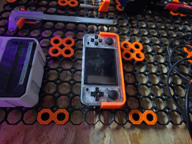 Anbernic RG35XX H Multiboard Snap Mount 3D model thumbnail