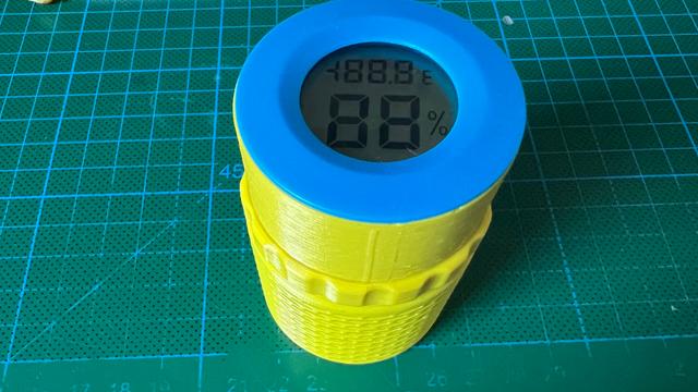 SilkaGel Gehäusedeckel mit Feuchte-Temp Messung 3D model thumbnail