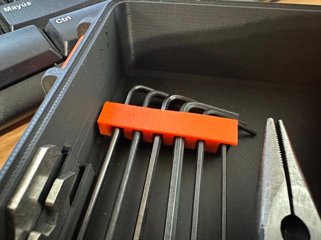 Clip for allen and torx keys 3D model thumbnail
