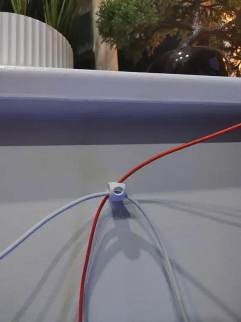 cable holder 3D model thumbnail