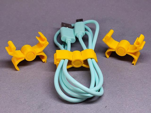 Cable Clip - Cable Crab 3D model thumbnail