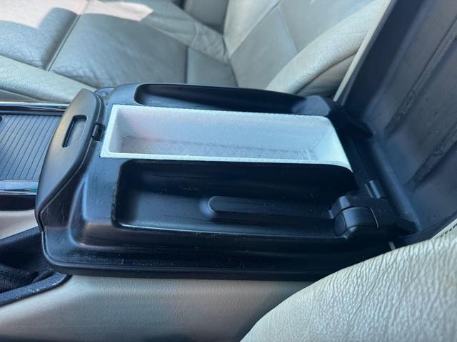 BMW X5 E53 Armrest storage bin 3D model thumbnail
