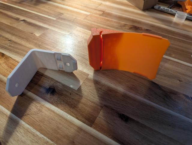 Modular Corner Bracket with Parabolic Filament Guide Version 2 3D model thumbnail