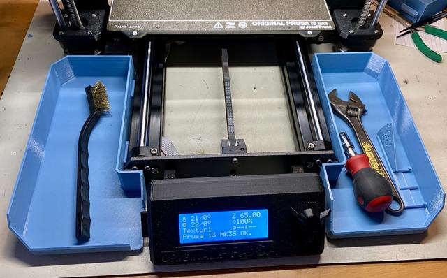 Easy to install large side trays for the MK3 3D model thumbnail