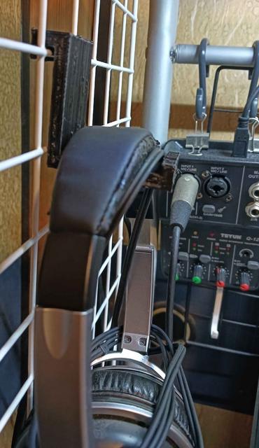 Headphone Holder(For Wire Grid Panel 35mmx35mm) 3D model thumbnail