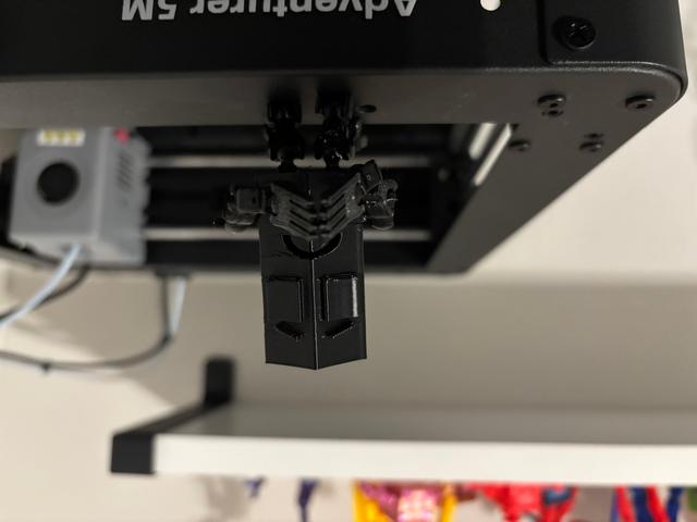 Nooo My Hotspot - Poseable Figure 3D model thumbnail