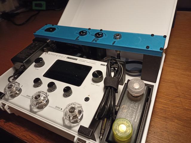 Hotone Ampero 2 Stomp box 3D model thumbnail
