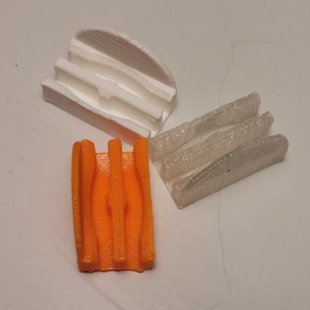 Grandma's favorite filament clip - 90° tab and improved grip 3D model thumbnail