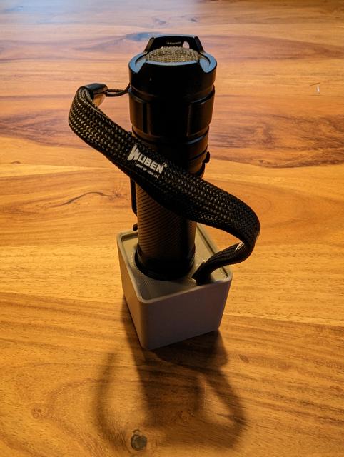 Gridfinity - 1x1x6 Wuben C3 Flashlight Holder 3D model thumbnail