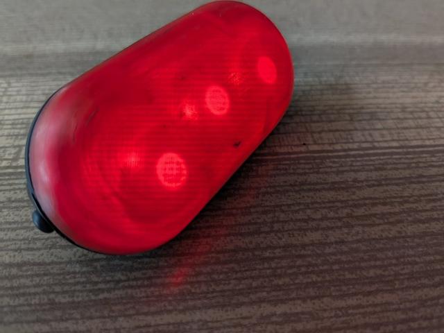Cateye TL-LD130 / 150 red cap 3D model thumbnail