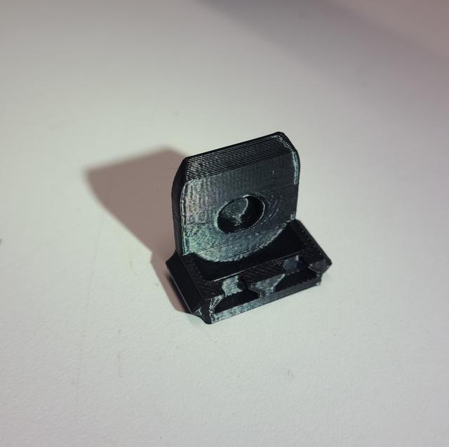 Carriage Remix for The Ultimate Cereal Container Filament Drybox - Official Remix 3D model thumbnail