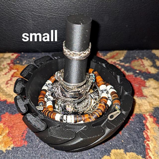 Ring Holder Bowl 3D model thumbnail