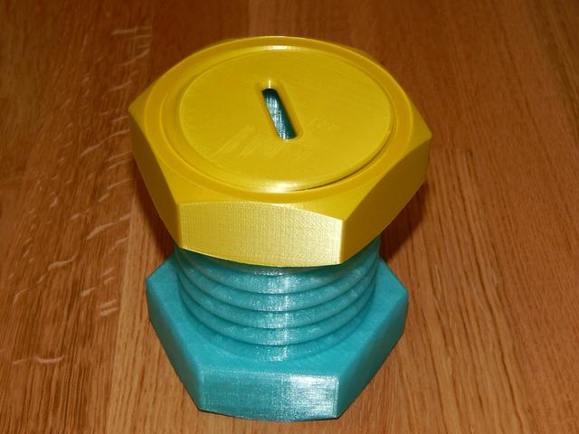 Schraube Mutter Spardose | Bolt Nut moneybox 3D model thumbnail