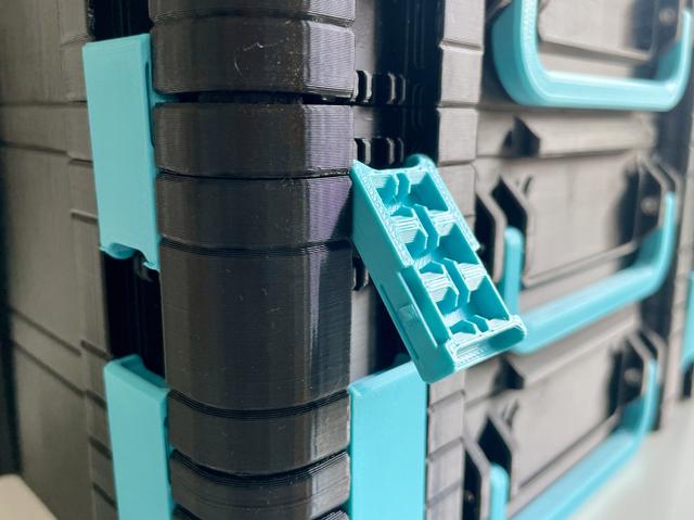 Improved Latch for Gridfinity Storage Box by Pred 3D model thumbnail