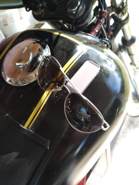 Magnetic sunglasses clip 3D model thumbnail