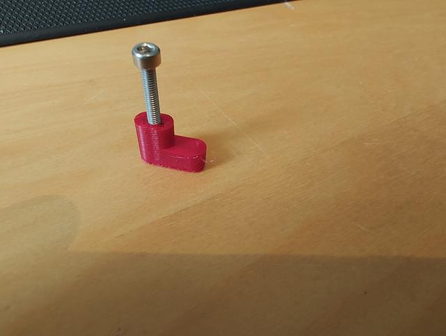Skadis mounting hook with m2.5 tread 3D model thumbnail