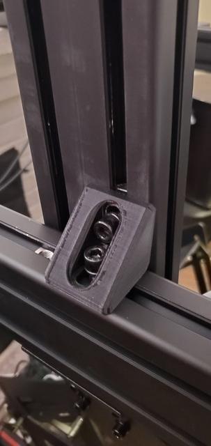 Heavy Duty 4040 Corner Bracket for M8 3D model thumbnail