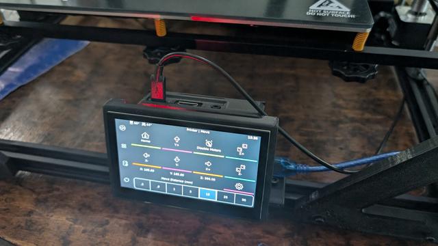 Raspberry Pi case with TFT43 and 2020 mount 3D model thumbnail